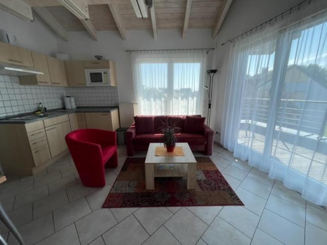אימנשטאדט אם בודנזה Haus Lorenz, Ferienwohnungen מראה חיצוני תמונה