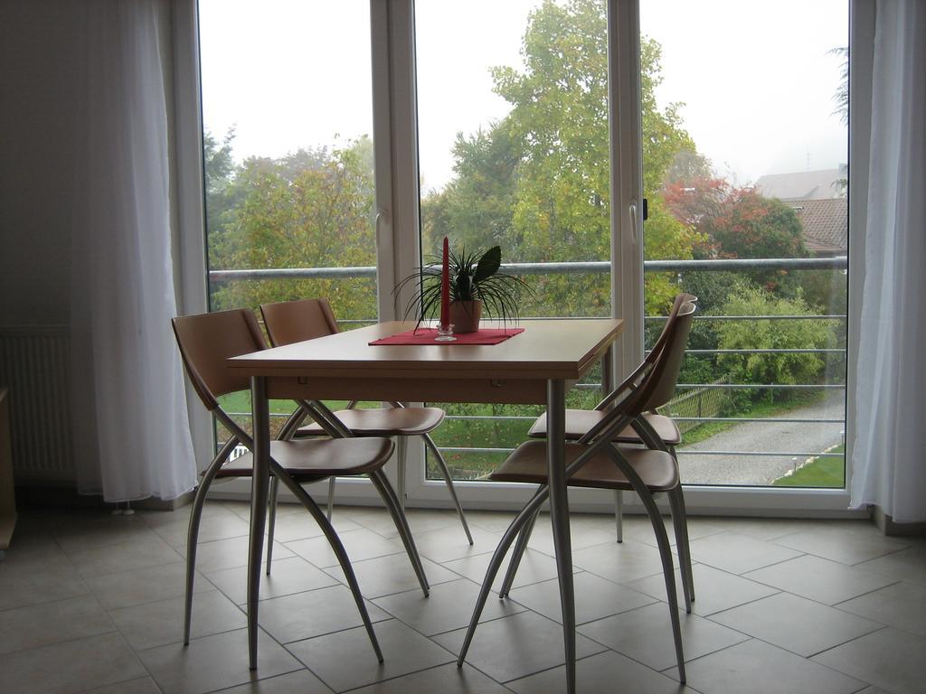 אימנשטאדט אם בודנזה Haus Lorenz, Ferienwohnungen מראה חיצוני תמונה