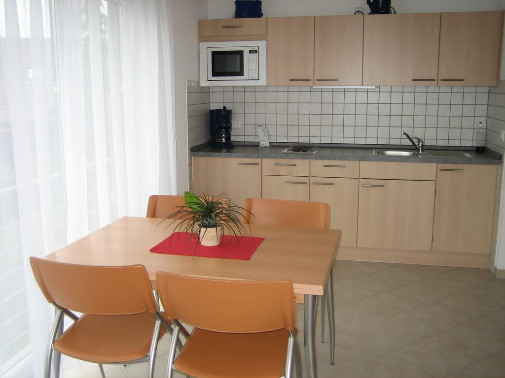 אימנשטאדט אם בודנזה Haus Lorenz, Ferienwohnungen מראה חיצוני תמונה